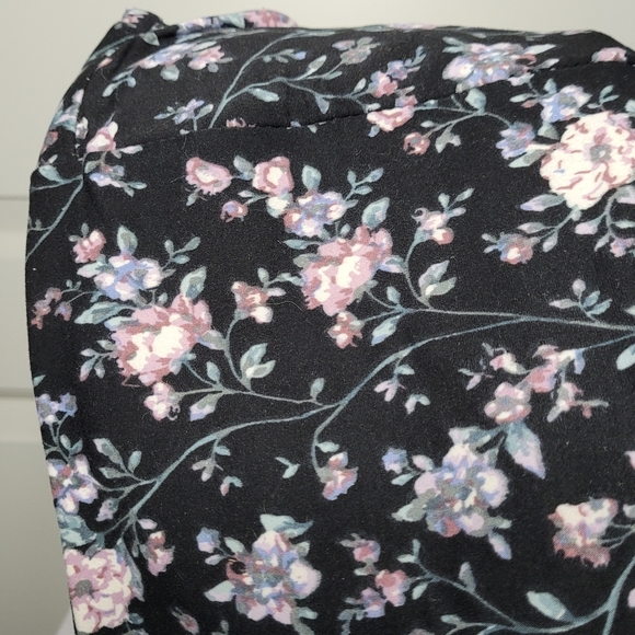 Lularoe OS Leggings - Picture 2 of 2